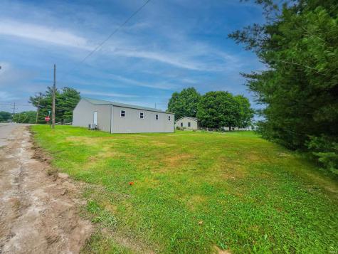107 Cr 70 E Bloomfield IN 47424