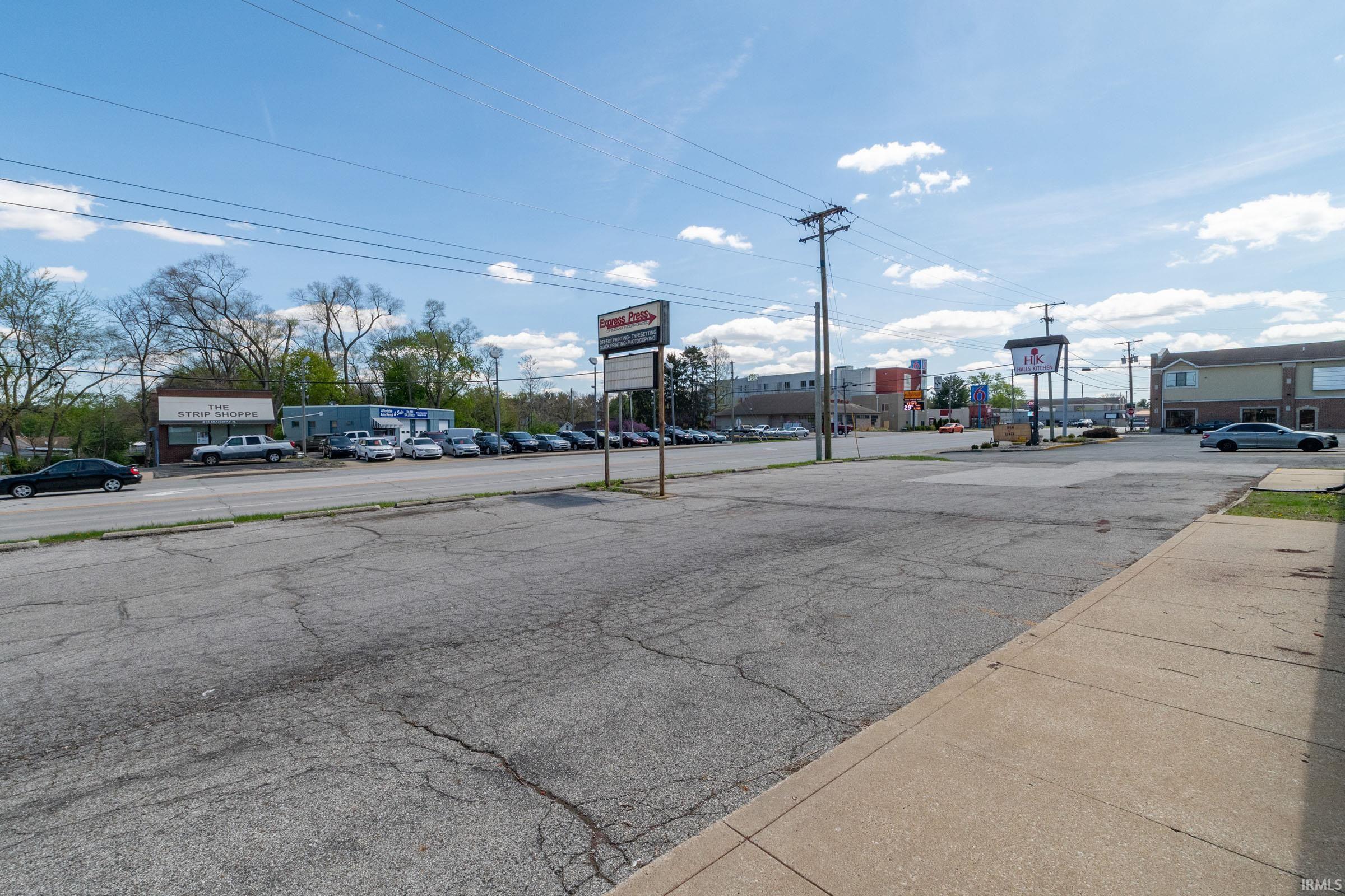 325 N Dixie Way South Bend IN 46637