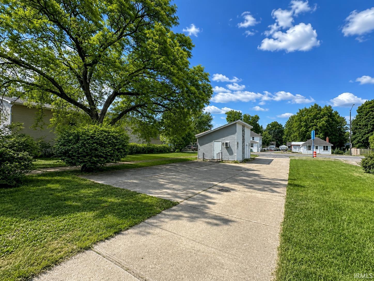 3718 Lincolnway East Mishawaka IN 46544