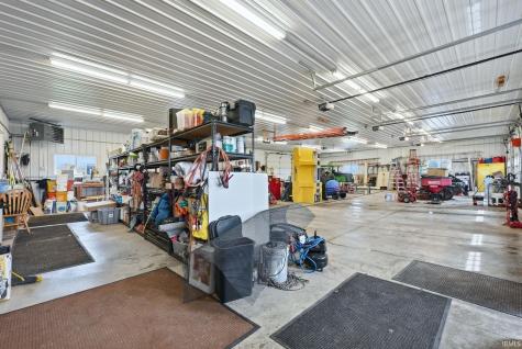 135 E Brown Drive Avilla IN 46710