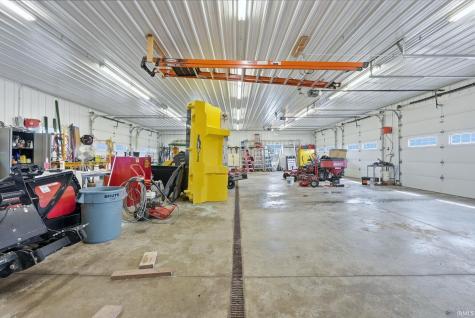 135 E Brown Drive Avilla IN 46710