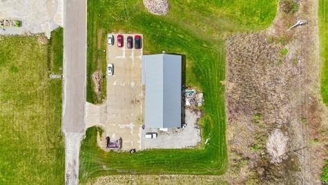 135 E Brown Drive Avilla IN 46710