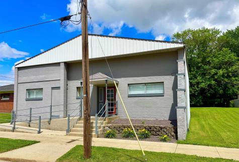 117 N Main St Street Owensville IN 47665