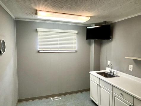117 N Main St Street Owensville IN 47665