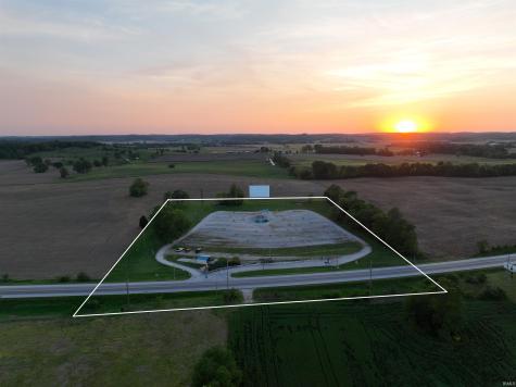 1055 S Sr 37 Road Mitchell IN 47446
