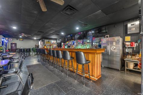 118 N Peters Street Garrett IN 46738