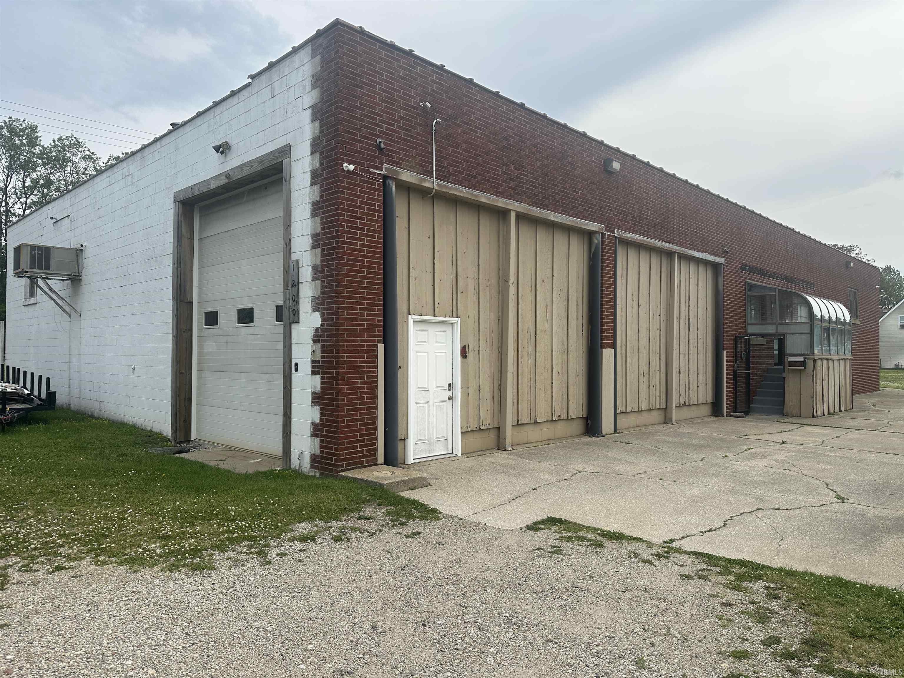 1200 W 6th Street Mishawaka IN 46544