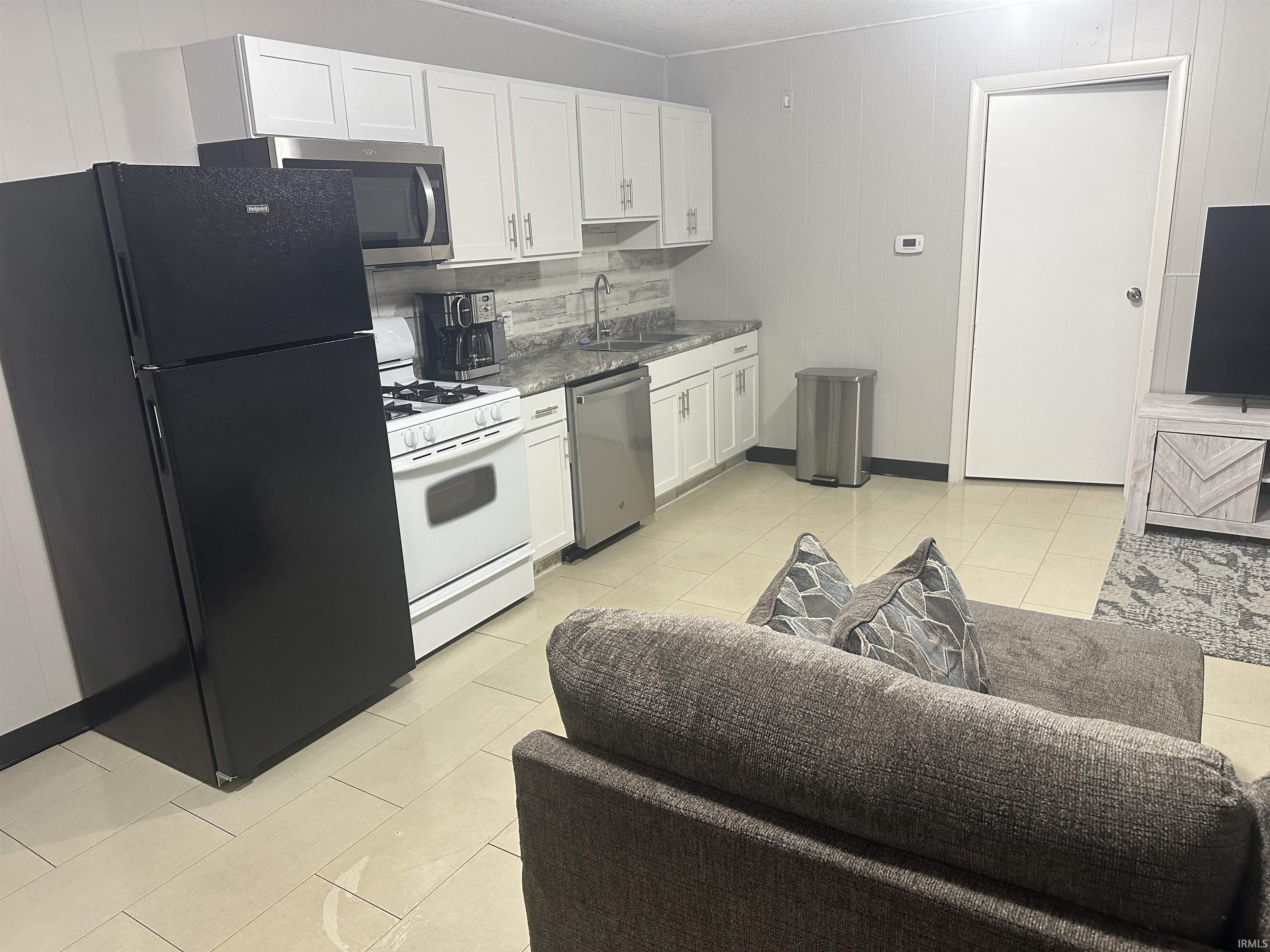 1200 W 6th Street Mishawaka IN 46544
