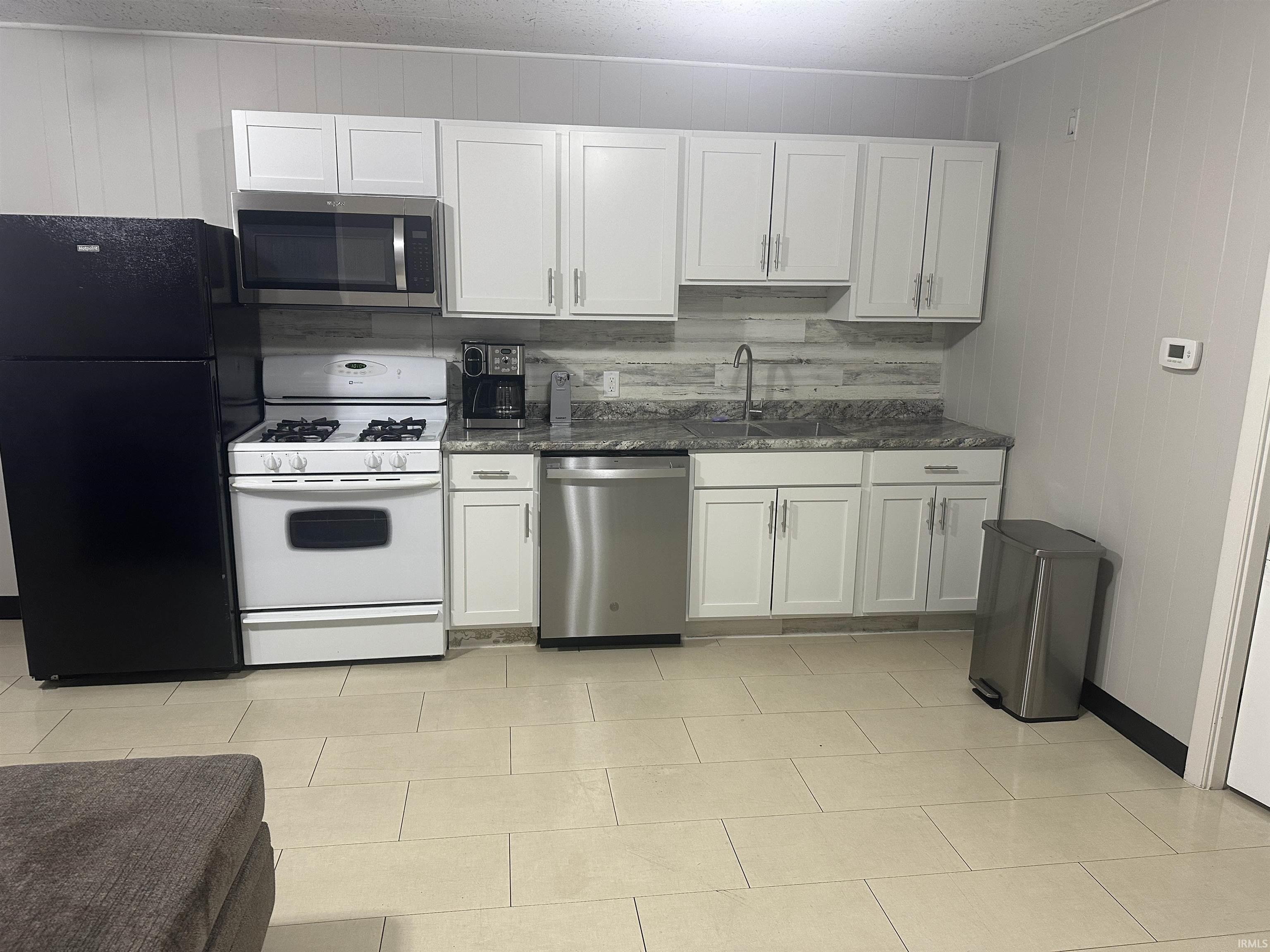 1200 W 6th Street Mishawaka IN 46544