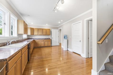 527 W Colfax Avenue South Bend IN 46601
