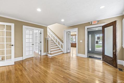527 W Colfax Avenue South Bend IN 46601