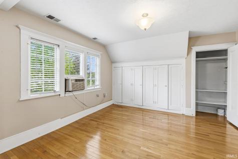 527 W Colfax Avenue South Bend IN 46601