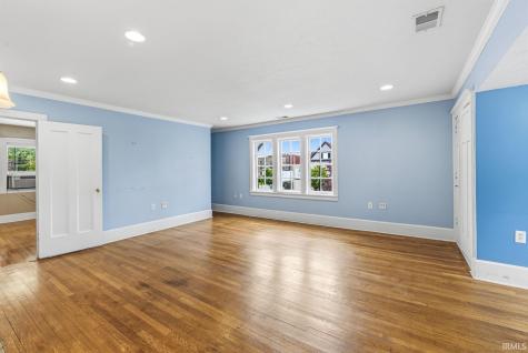527 W Colfax Avenue South Bend IN 46601