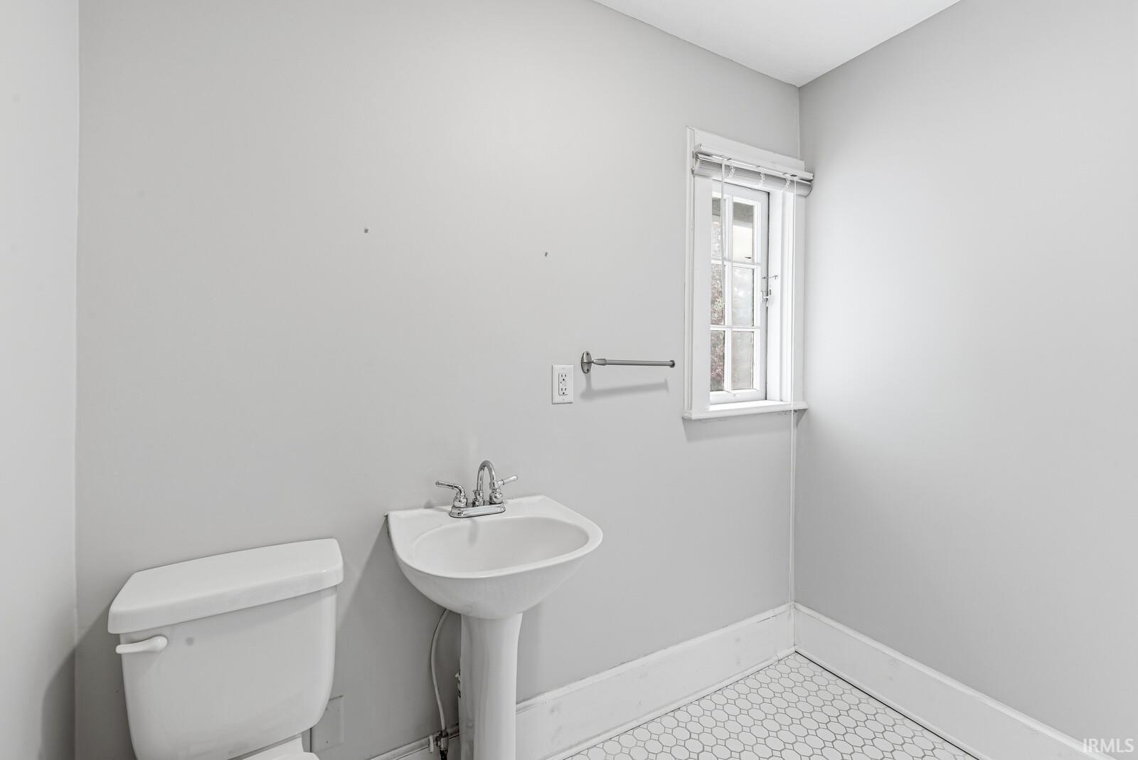 527 W Colfax Avenue South Bend IN 46601