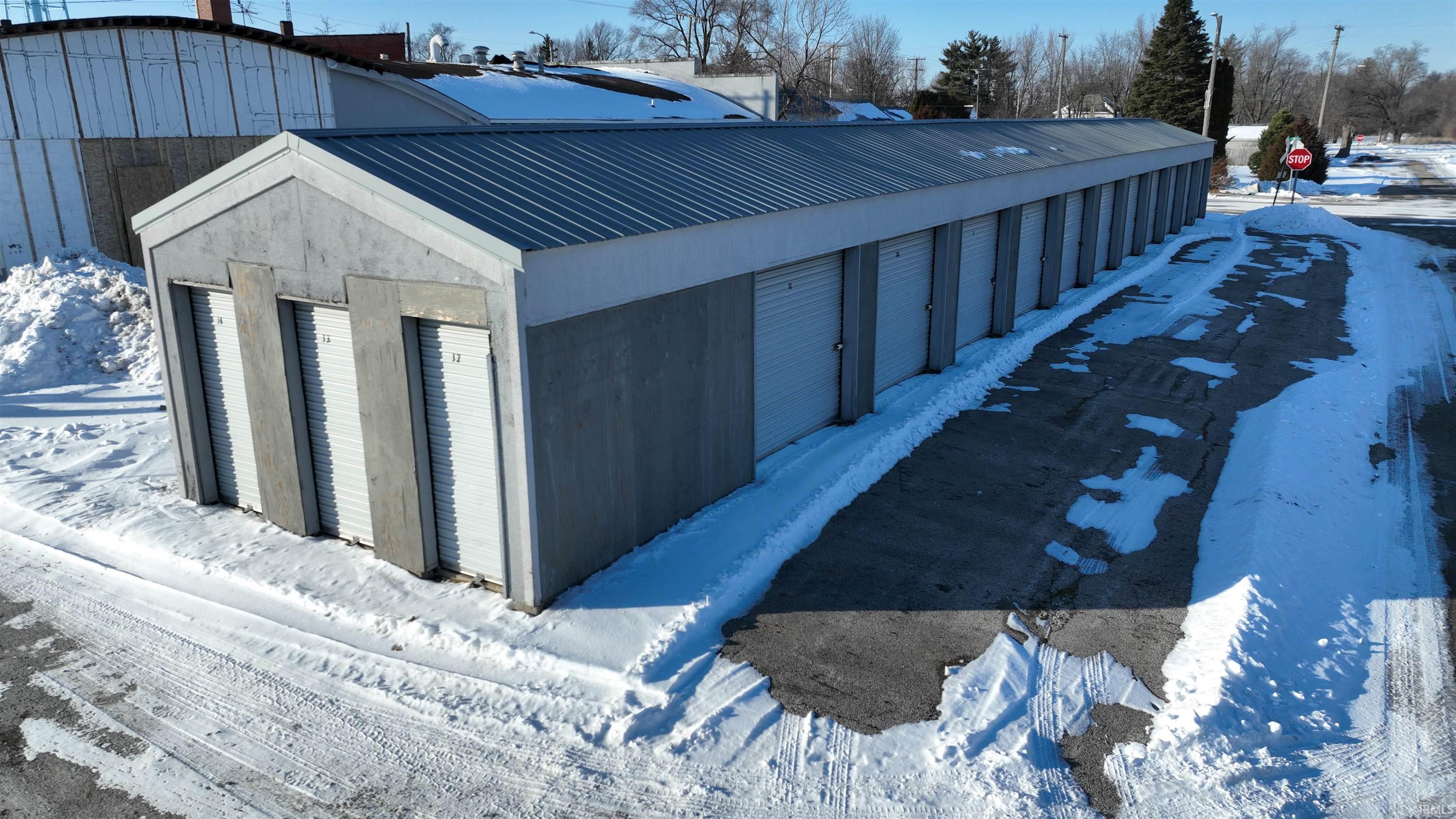 121 S Railroad Medaryville IN 47957