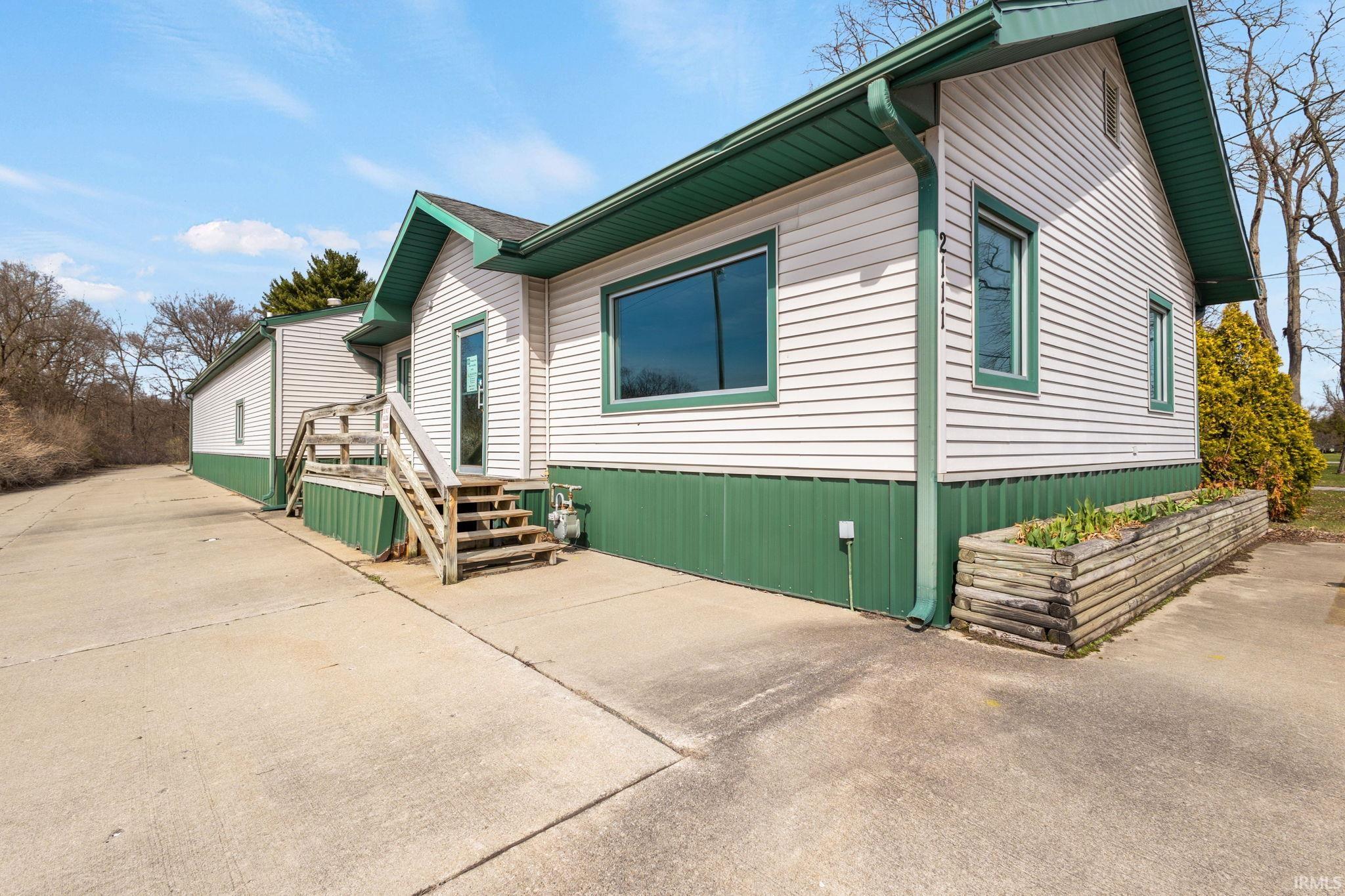 2111 Cassopolis Street Elkhart IN 46514