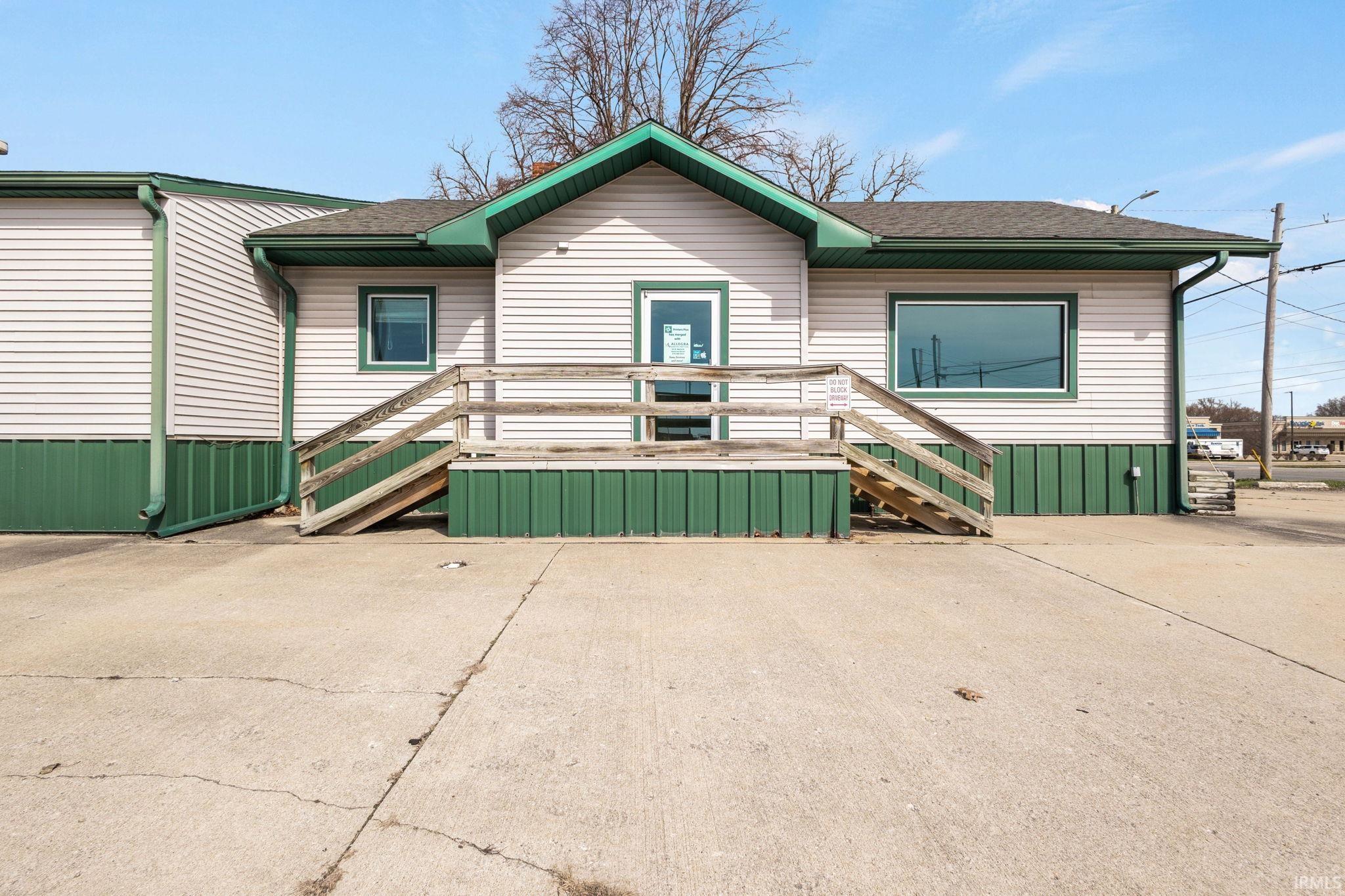 2111 Cassopolis Street Elkhart IN 46514