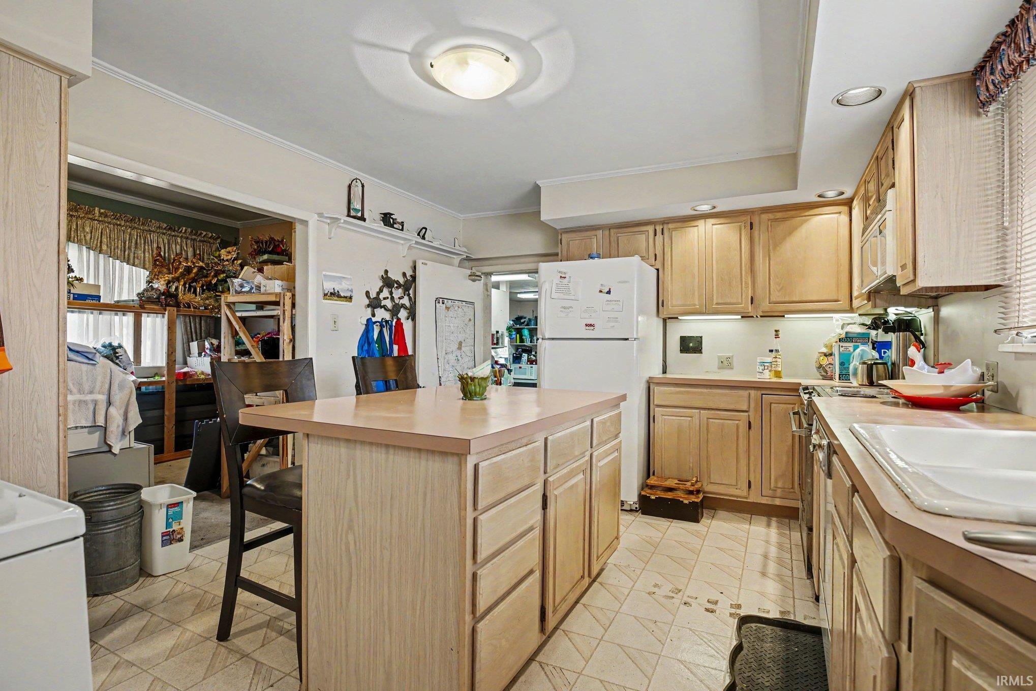 212/214 W Pike Street Goshen IN 46526