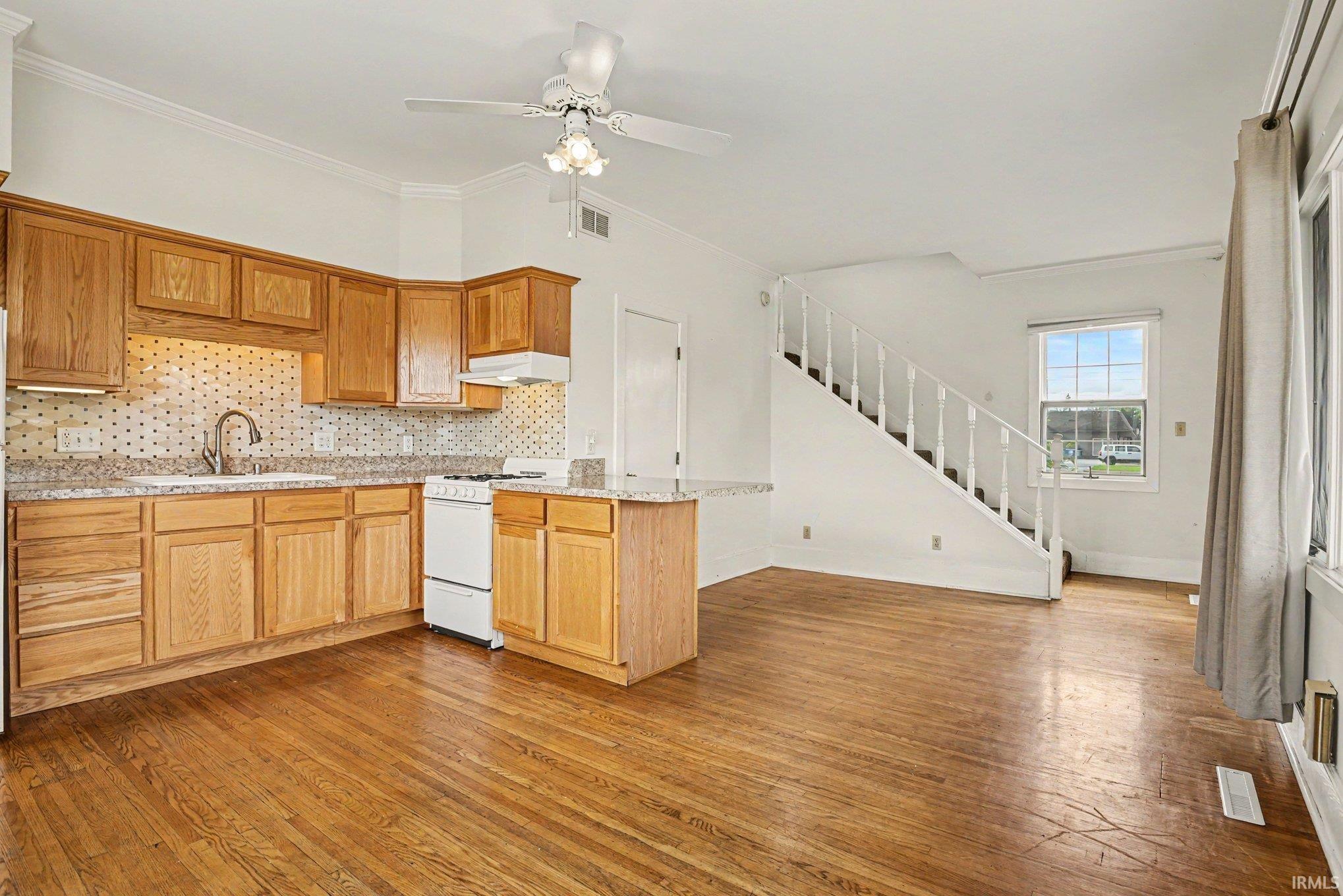212/214 W Pike Street Goshen IN 46526