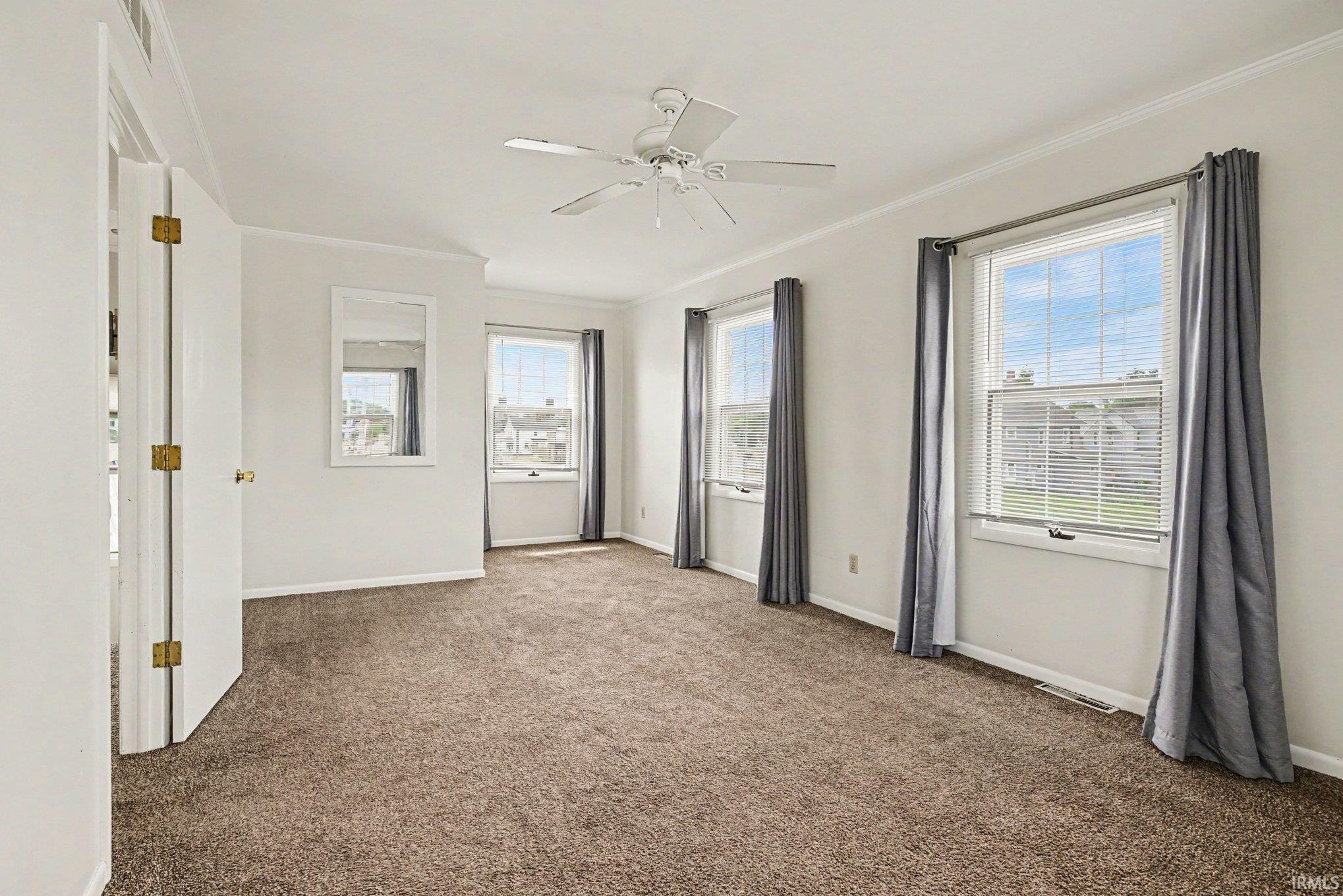 212/214 W Pike Street Goshen IN 46526
