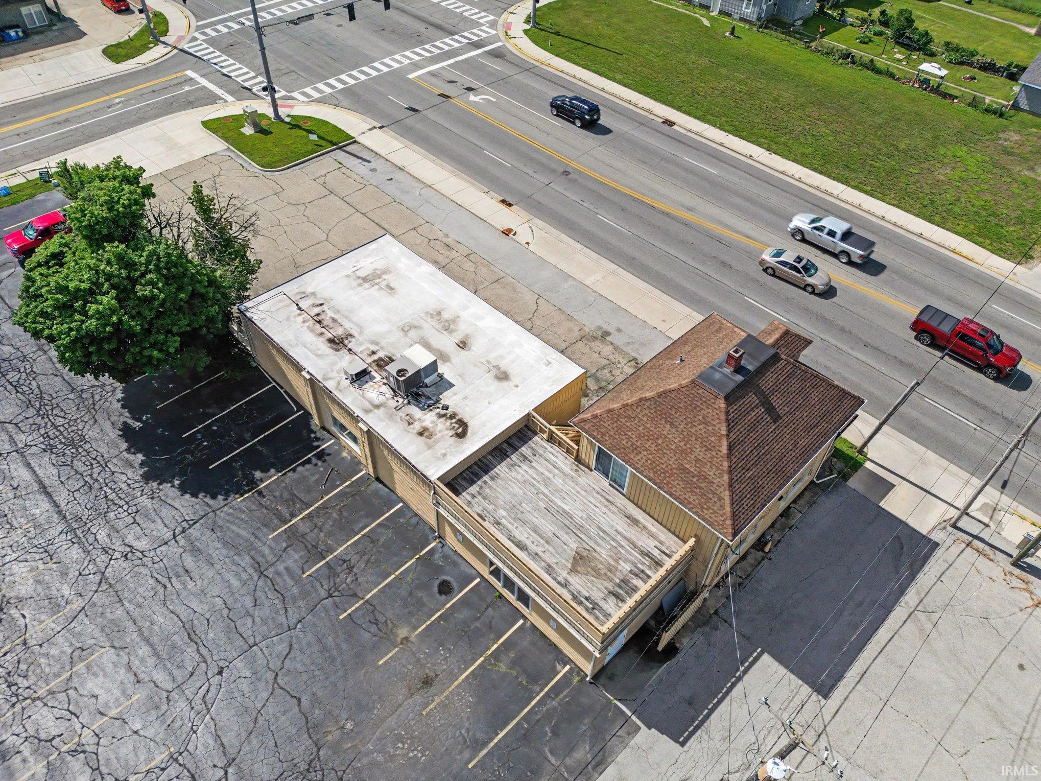 212/214 W Pike Street Goshen IN 46526