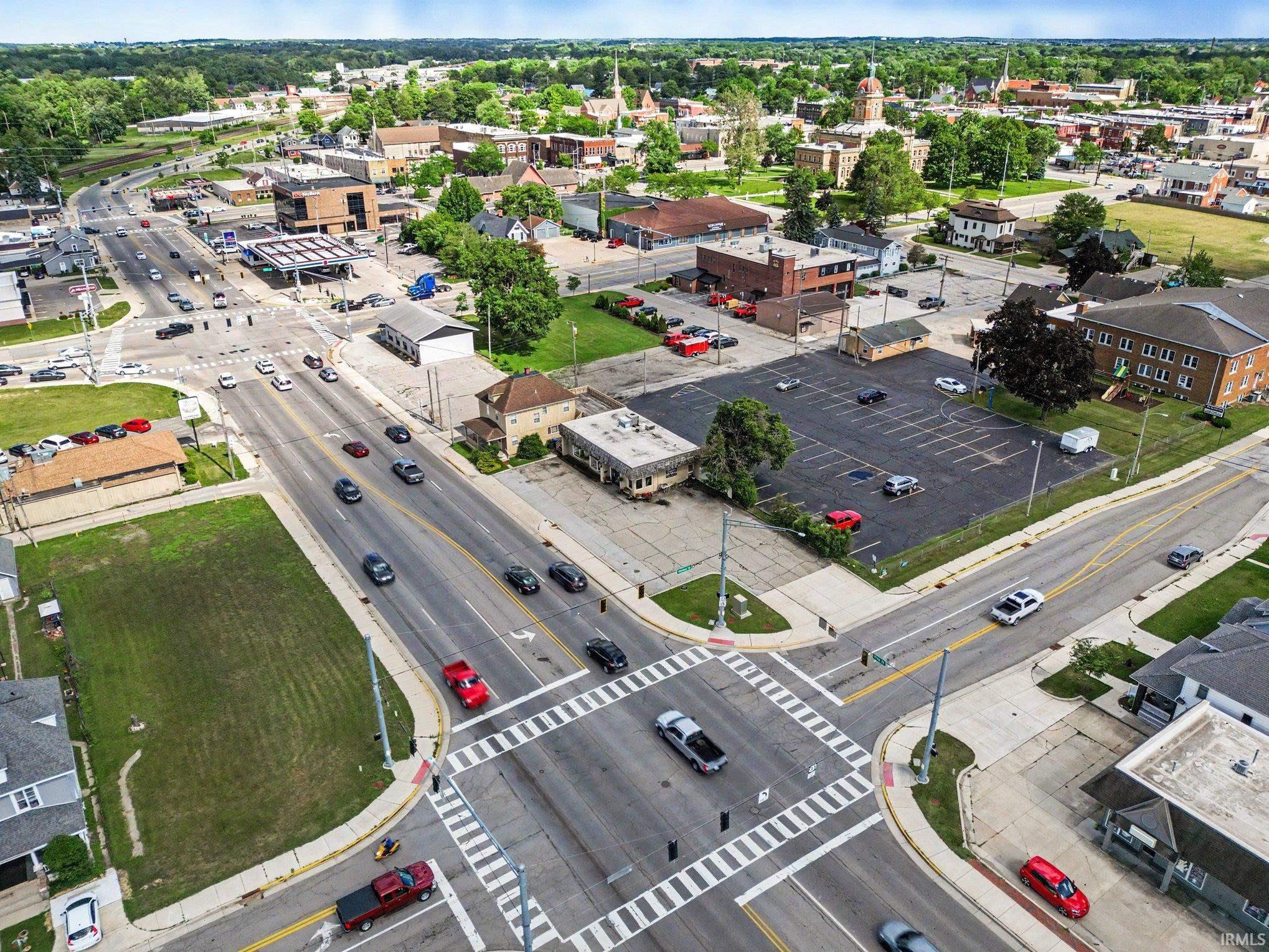 212/214 W Pike Street Goshen IN 46526