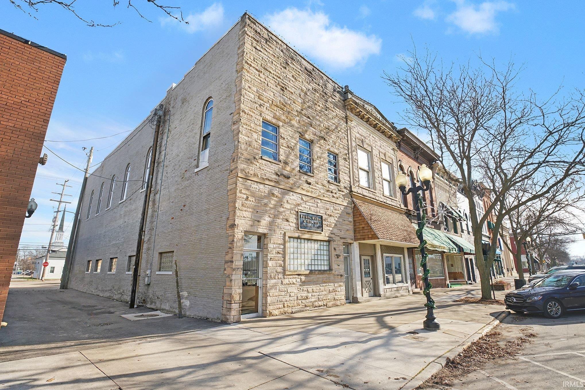 118 116 N Main Street Goshen IN 46526
