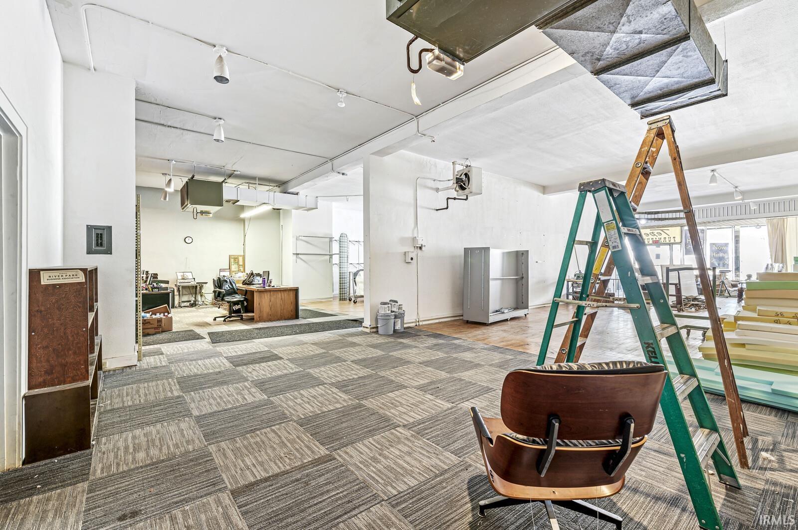 3606 Mishawaka Avenue South Bend IN 46615