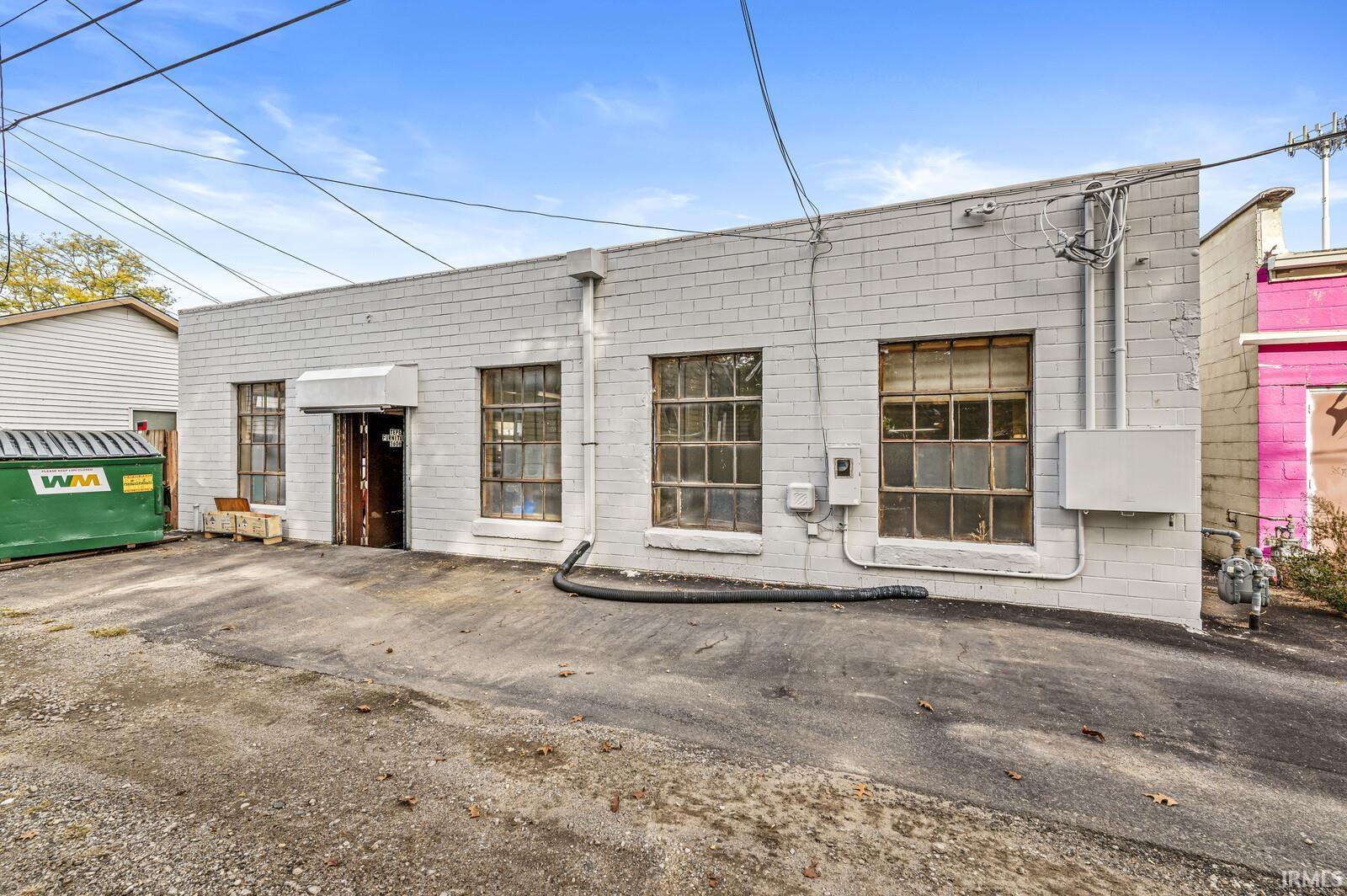 3606 Mishawaka Avenue South Bend IN 46615