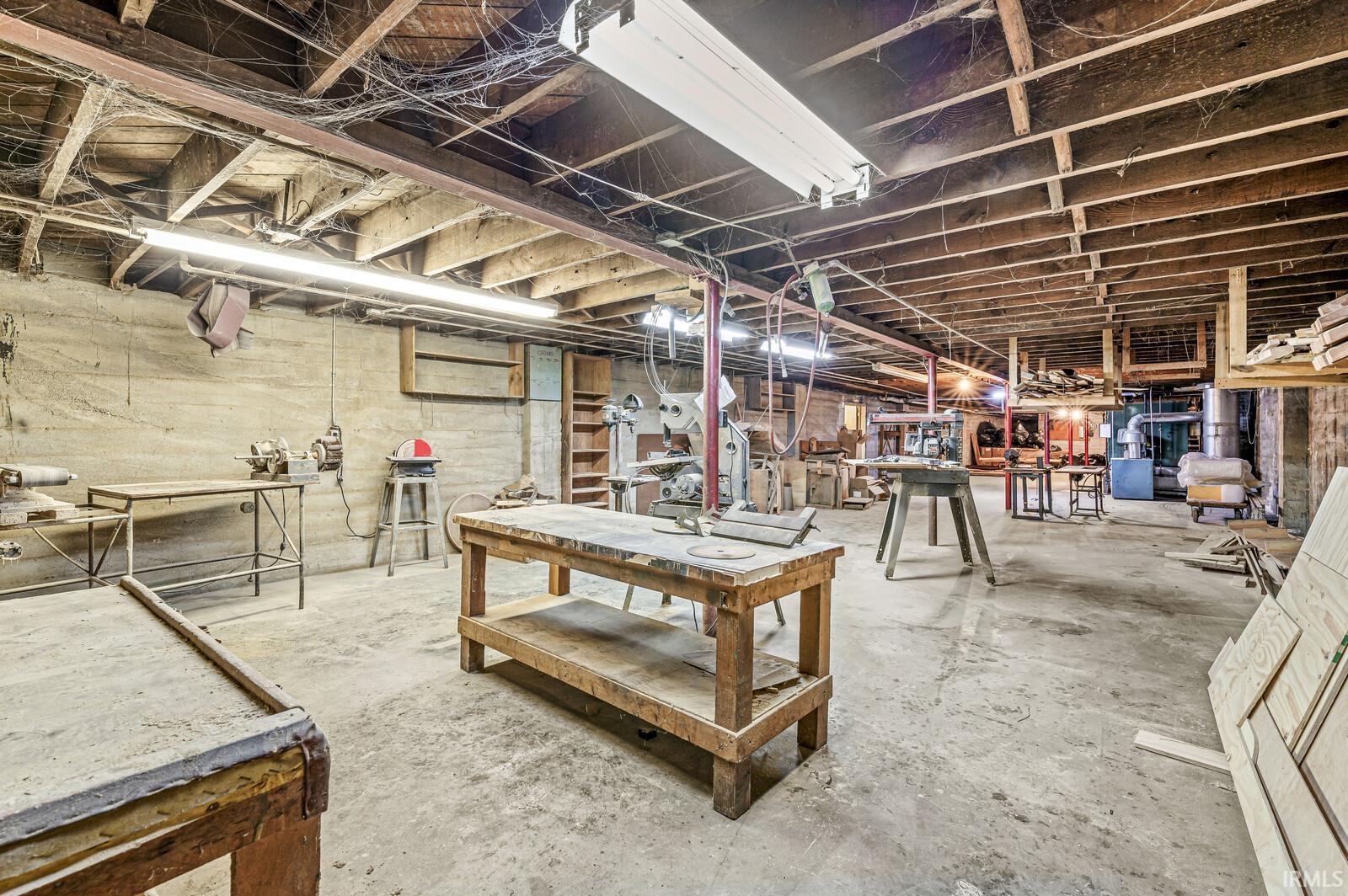 3606 Mishawaka Avenue South Bend IN 46615