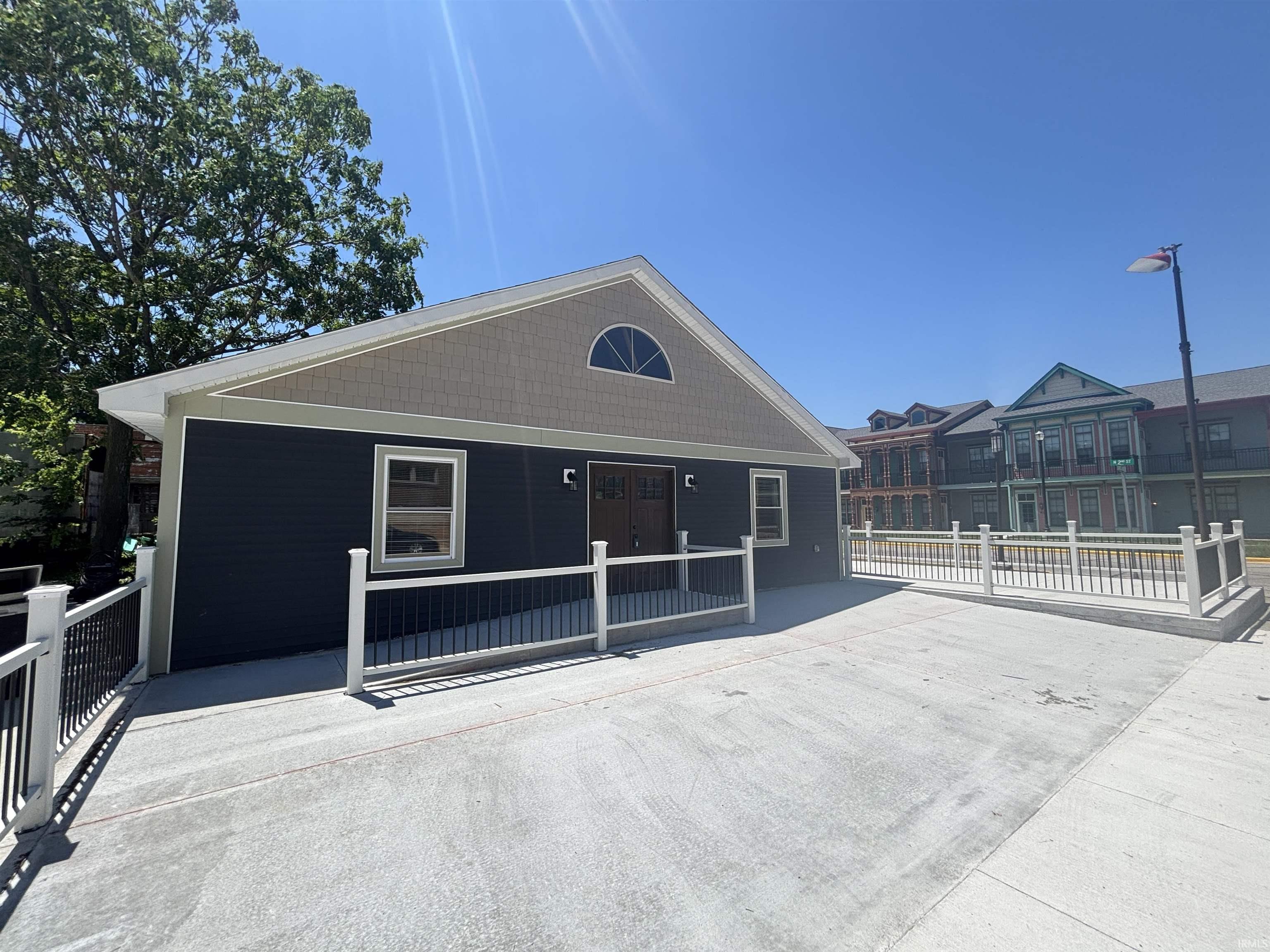 619 N 2nd Street Vincennes IN 47591