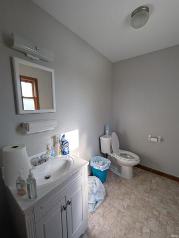22 Elm Street Shoals IN 47581