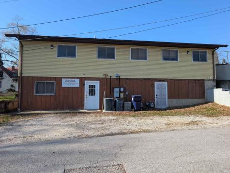 22 Elm Street Shoals IN 47581