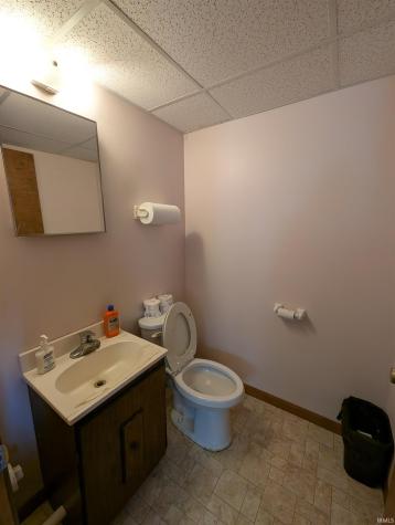 22 Elm Street Shoals IN 47581