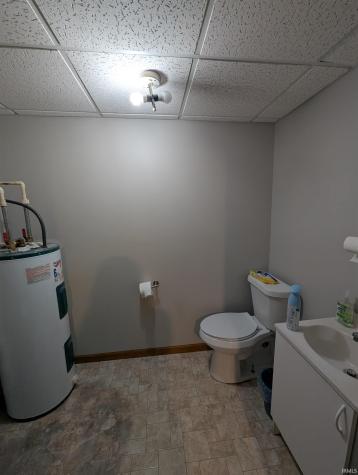 22 Elm Street Shoals IN 47581