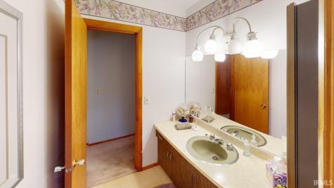 11810 W 820 North Crossroads Monticello IN 47960