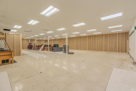 300 N Main Street Veedersburg IN 47987
