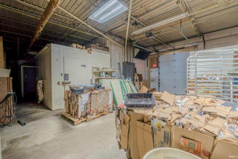 300 N Main Street Veedersburg IN 47987
