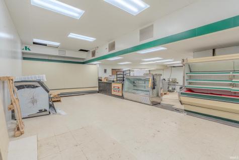 300 N Main Street Veedersburg IN 47987