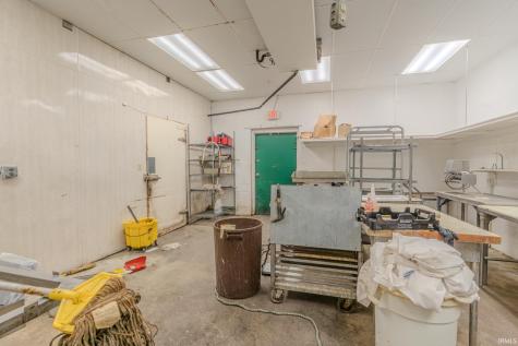 300 N Main Street Veedersburg IN 47987