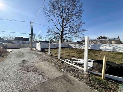 512 P Street Bedford IN 47421
