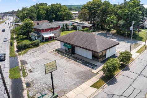 1602 E Lincolnway South Bend IN 46613