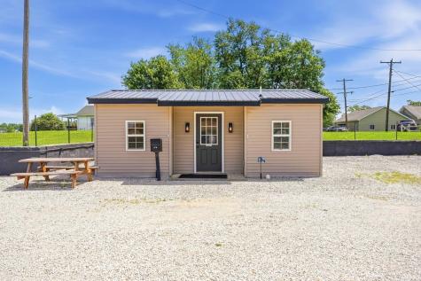 206 S 6th Street Mitchell IN 47446