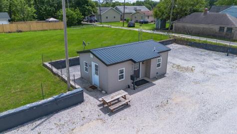 206 S 6th Street Mitchell IN 47446