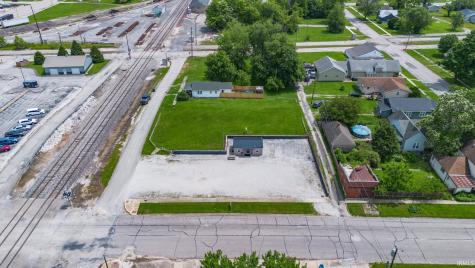 206 S 6th Street Mitchell IN 47446