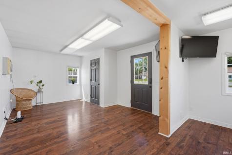206 S 6th Street Mitchell IN 47446