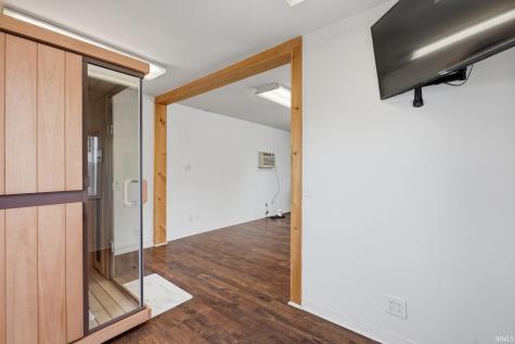 206 S 6th Street Mitchell IN 47446