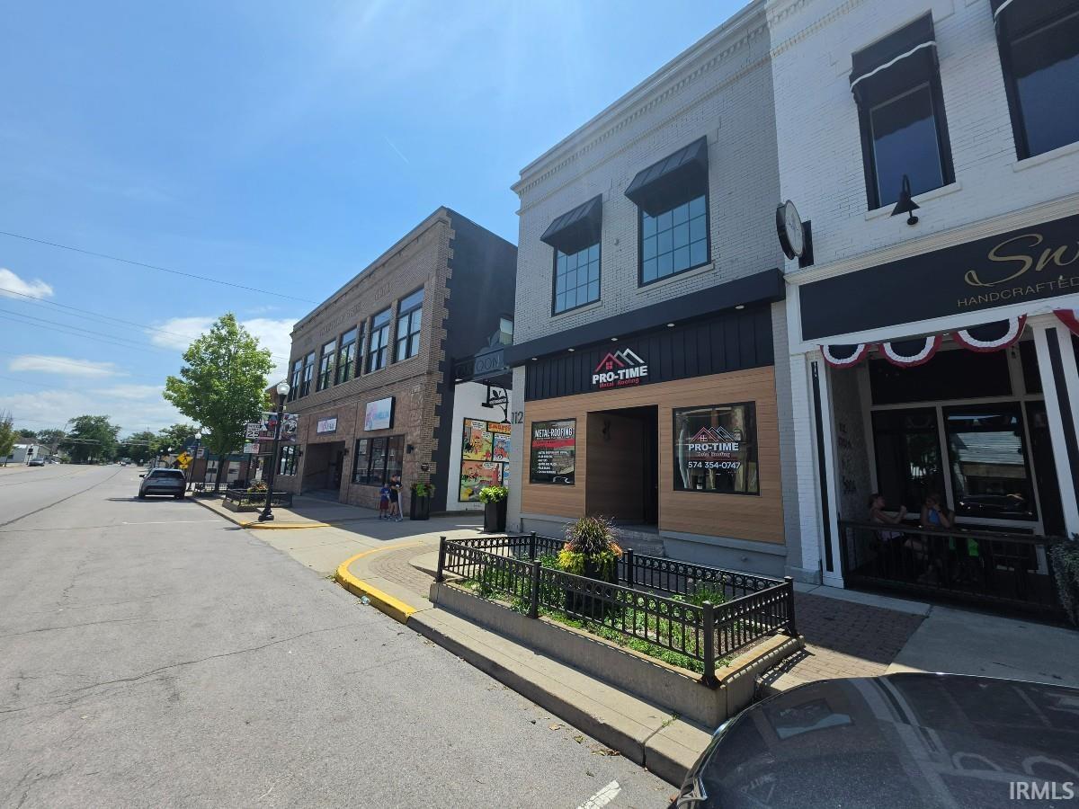 112 S Main Street Nappanee IN 46550