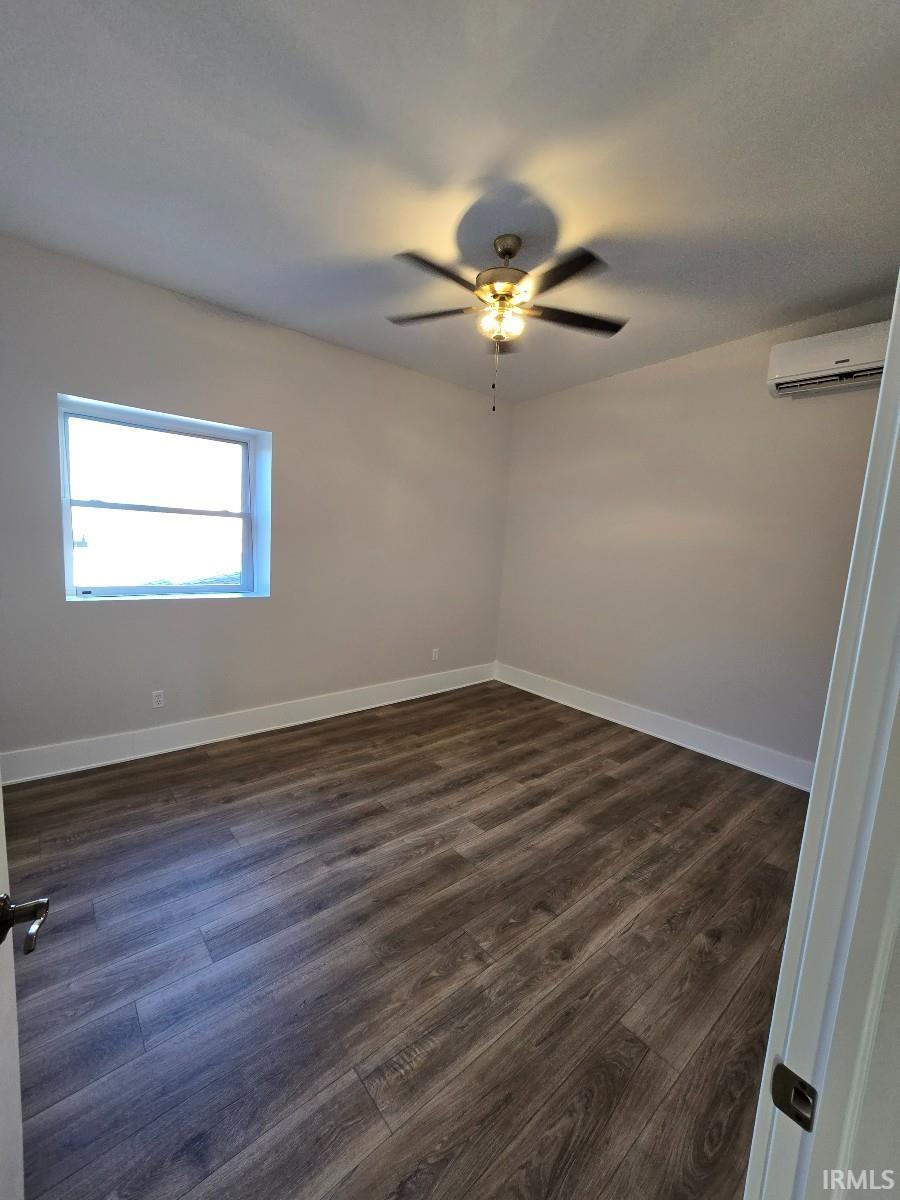 112 S Main Street Nappanee IN 46550