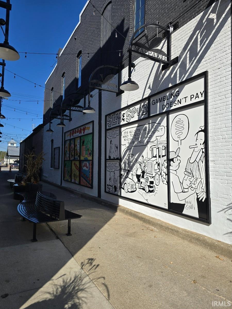 112 S Main Street Nappanee IN 46550